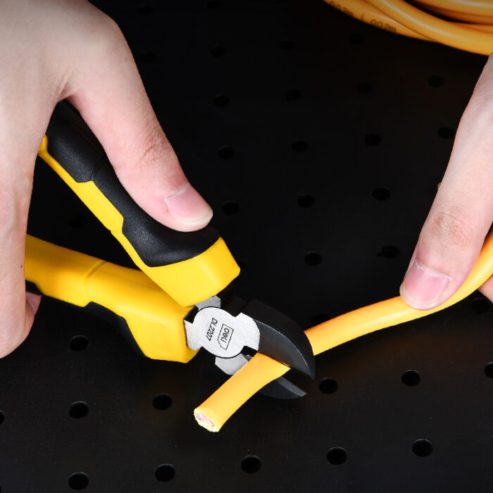 Deli Diagonal Plliers 7 Inch - Image 5