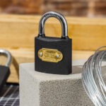 Deli Padlock Iron 38mm - Image 4