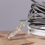 Deli Voltage Tester 100-500V - Image 10