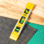 Deli Spirit Level 230X40X17mm - Image 6